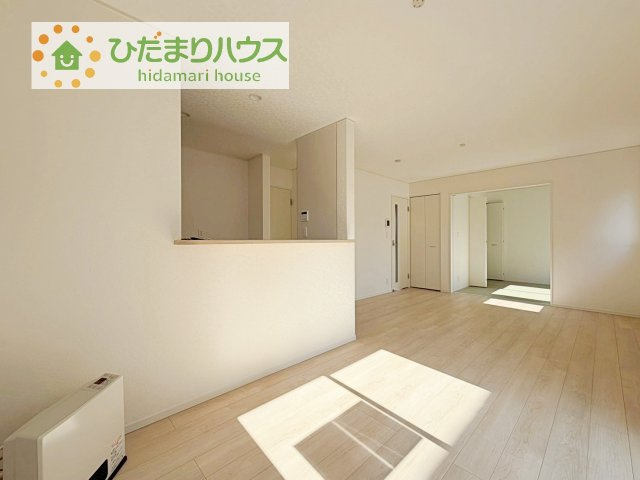 【居間・リビング】 | 土浦市並木第15　新築戸建　5号棟 | お友達や親戚とホームパーティもいいですね(*^^*)