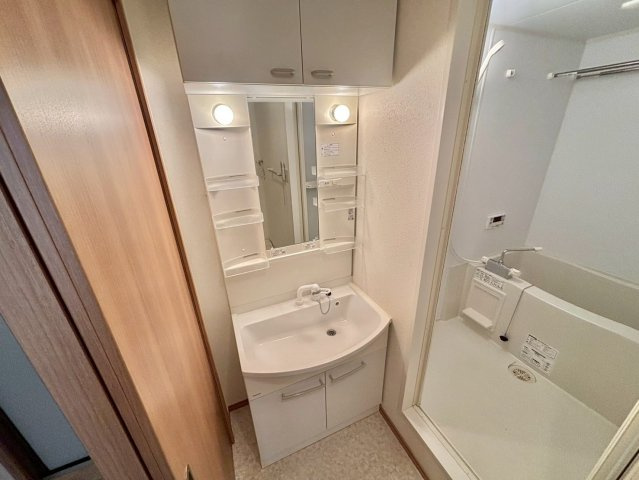 ララしらはまの洗面所