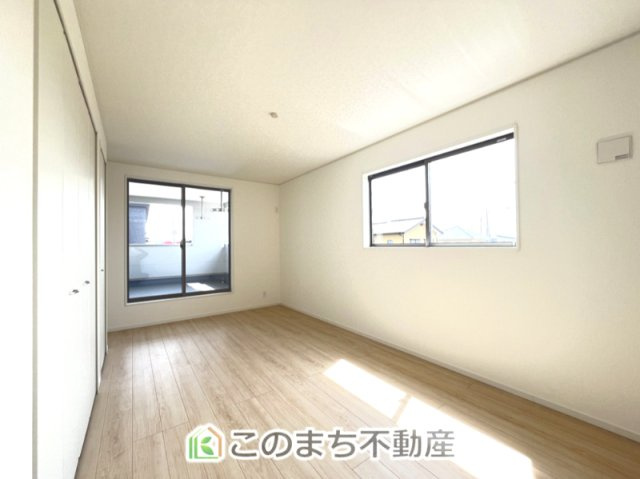 CRADLEGARDEN小山市横倉第4の洋室|大切なプライベート空間は、趣味に合わせて使って頂けるようシンプルに仕上げてあります。
