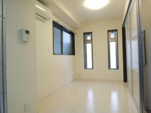 トワヴェール上野の居間・リビング