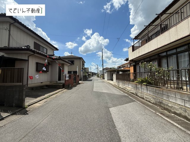 【前面道路含む現地写真】 | 加須市久下　中古住宅   | 現地(2026年8月撮影)