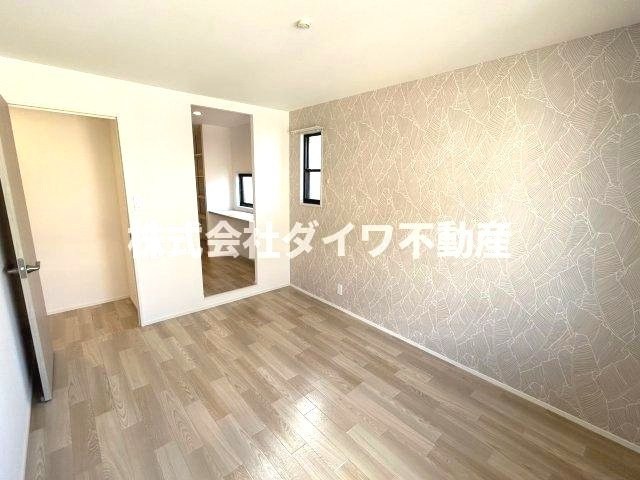 エクセル男川の居間・リビング|北側洋室6.1帖