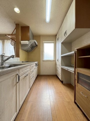 菊水元町2条5丁目　一戸建てのキッチン|2階キッチン
※バーチャル加工により一部家具等を削除しております。