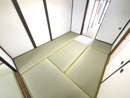 高島市安曇川町青柳中古戸建の和室