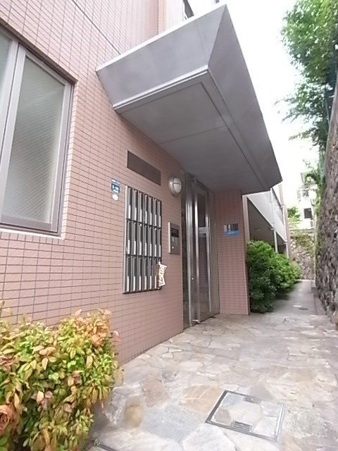 神戸市灘区篠原本町３丁目の賃貸マンションの外観