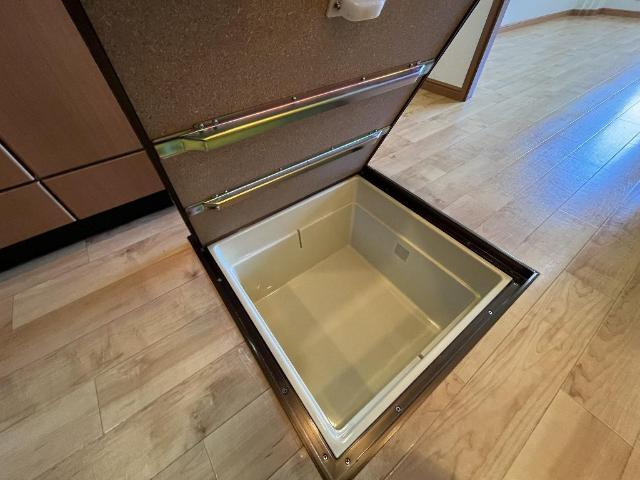 エクセルハイツ岡田の収納|床下収納