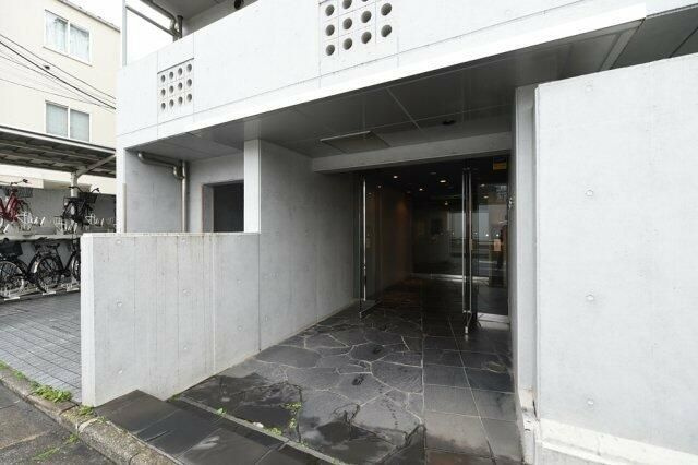 ＦＯＲＴＩＳのエントランス