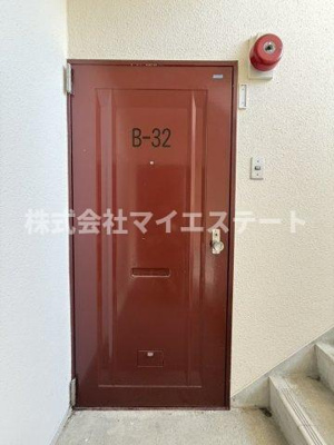 【玄関】 | 松高マンションB