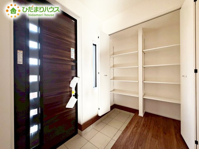【玄関】 | 水戸元吉田町10期　新築戸建　2号棟 | スニーカーマニアも納得の収納がたっぷりあるシューズボックス!(^^)!