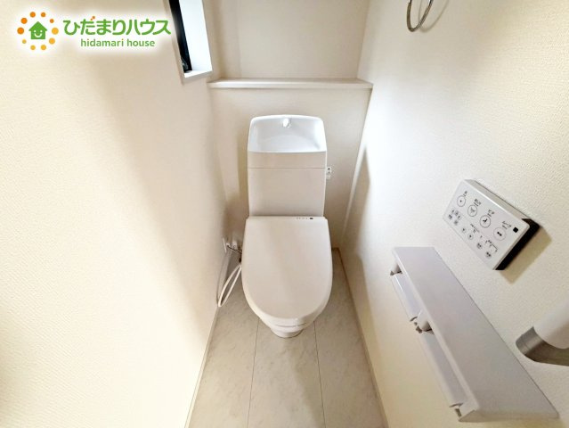 【トイレ】 | 水戸元吉田町10期　新築戸建　2号棟 | 温水洗浄便座ついてます(^^♪