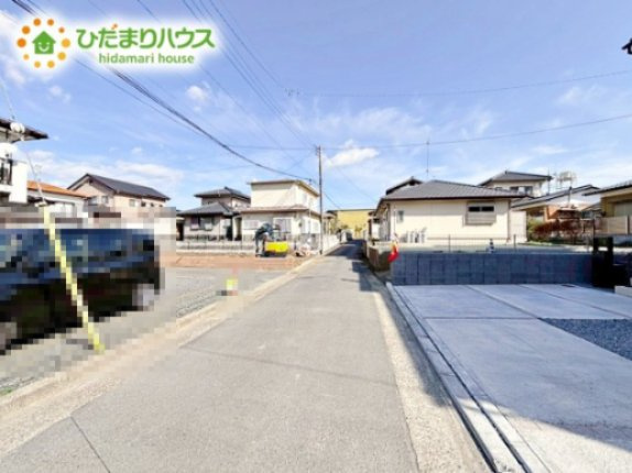 【前面道路含む現地写真】 | 水戸元吉田町10期　新築戸建　2号棟 | 落ち着いた住環境が魅力的です☆