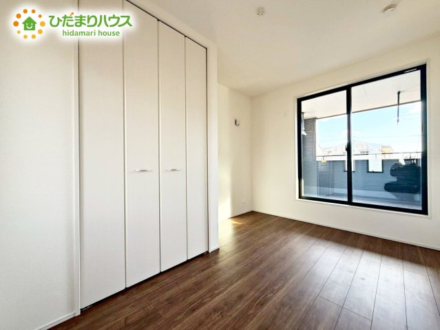 【洋室】 | 水戸元吉田町10期　新築戸建　2号棟 | 机にベットを置けば子供部屋の完成です！