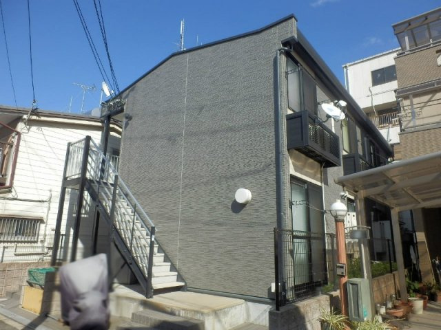 レオパレスピアーチェ