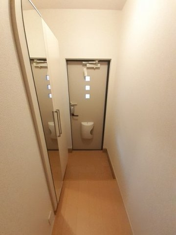 ハピネスの玄関