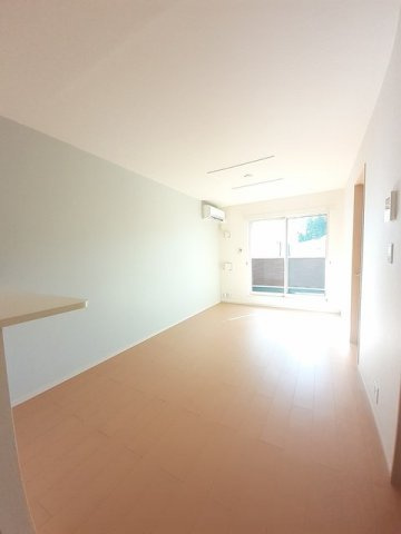 ハピネスの居間・リビング