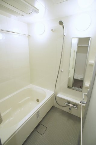 プライムメゾン江古田の杜ウェストの浴室