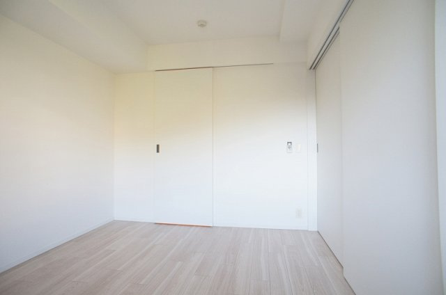 プライムメゾン江古田の杜ウェストの洋室|洋室6.2帖