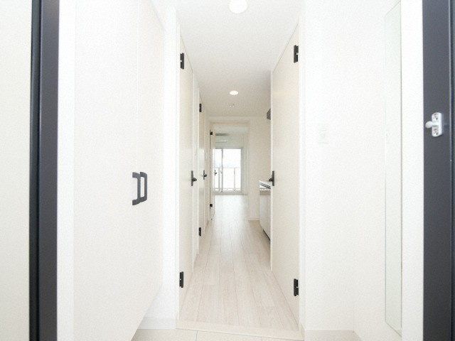 アドバンス大阪城北フィエルテの玄関