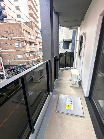 RETERRACE三ノ輪ウエストの設備|3F、ワイドバルコニー、洗濯物干せます