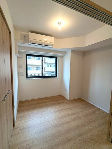 RETERRACE三ノ輪ウエストのその他共用部分|4.5帖洋室
エアコン・クローゼット付です
南東向ワイドバルコニーに面しています