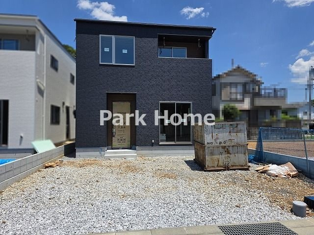 高知市鴨部 ⑨ 新築戸建ての前面道路含む現地写真