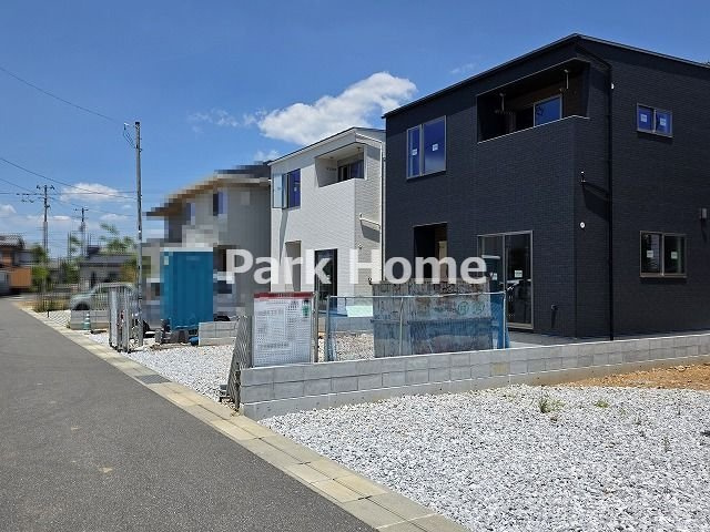 高知市鴨部 ⑨ 新築戸建ての前面道路含む現地写真