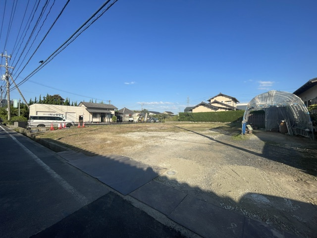 売土地 　出雲市高岡町