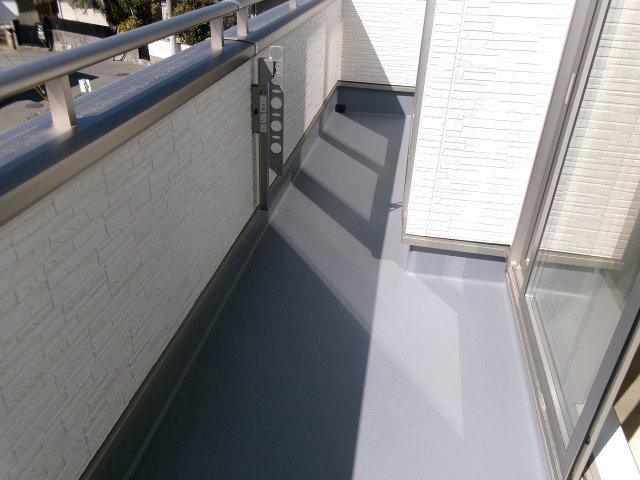 東朝霧丘戸建のバルコニー