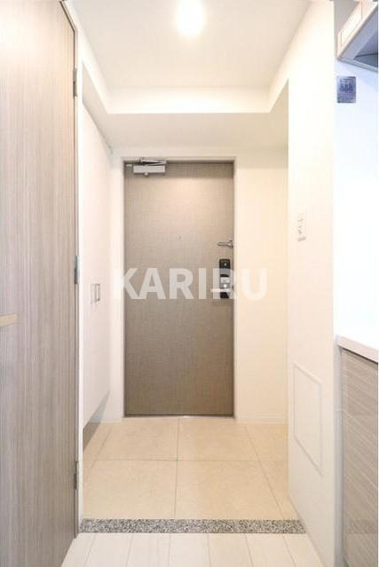 エスリード大阪城南グランデュクスの玄関