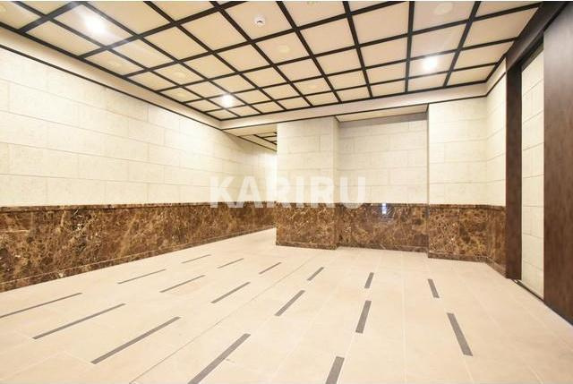 エスリード大阪城南グランデュクスのロビー