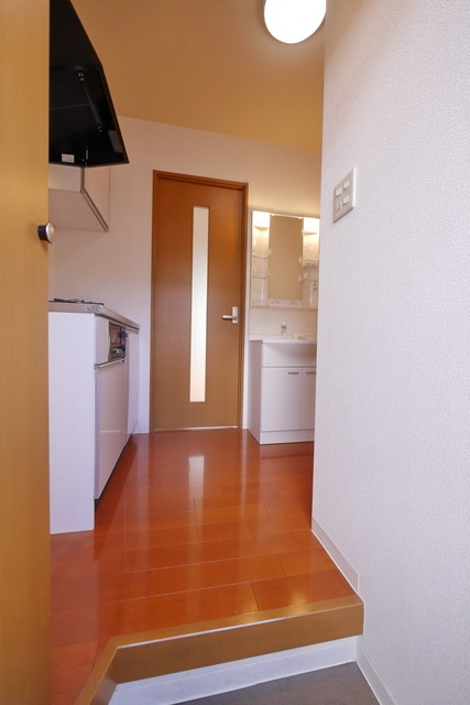 レジデンス綱島上町の玄関|シューズボックス付きの玄関♪