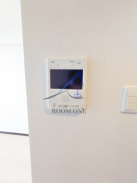 ジェノヴィア浅草Ⅱスカイガーデンのセキュリティ|モニター付きインターホンです。