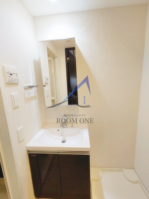 ジェノヴィア浅草Ⅱスカイガーデンの洗面所|洗面台です。