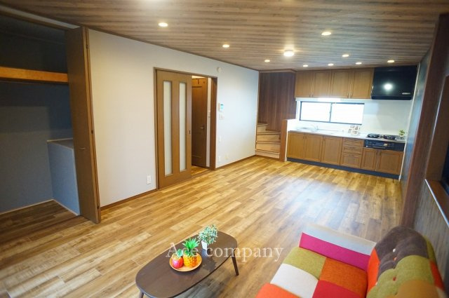 【居間・リビング】 | 東大阪市稲葉1丁目 | 【LDK：15.5帖】