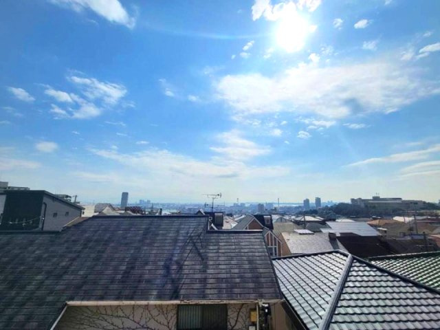 東灘区御影山手6丁目の展望|広い空と眺望に包まれる
