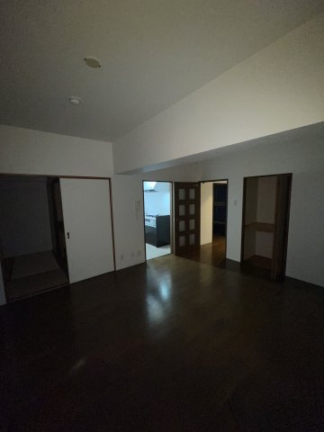 カルム湊川の居間・リビング