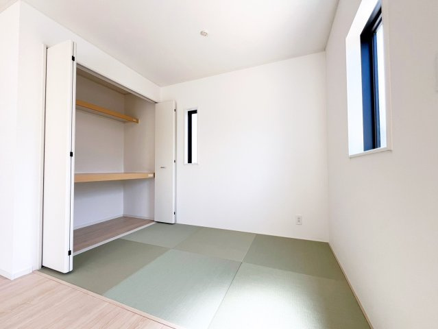 クレイドルガーデン和歌山市北出島第１　１号棟の和室