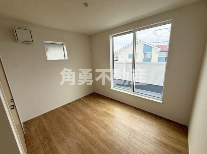 伊勢原市高森台3丁目第1期　新築一戸建て　2号棟の内観：施工例|《施工例》洋室
