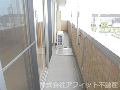 【バルコニー】 | クリスタルガーデンⅤ | 南西向き