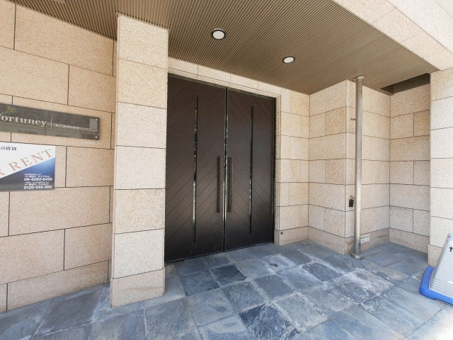 Fortuney北堀江のエントランス