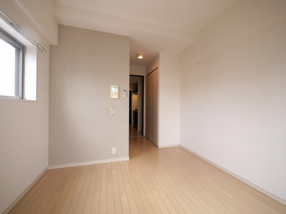 Fortuney北堀江の居間・リビング