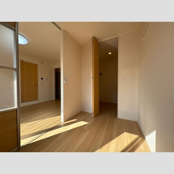 アジーロ コートの内装