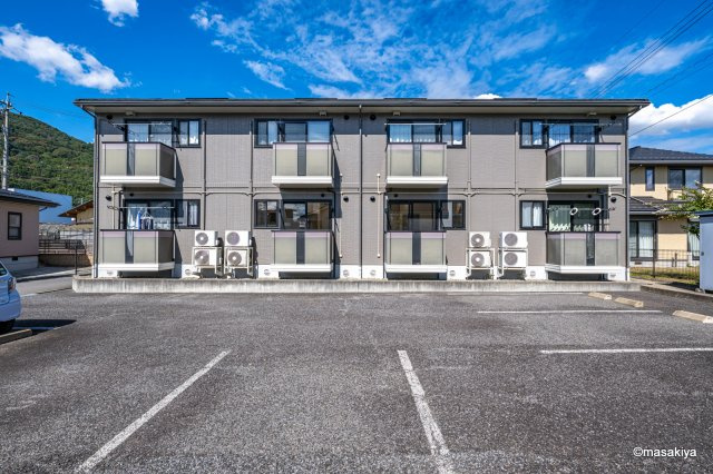 クレアールの外観