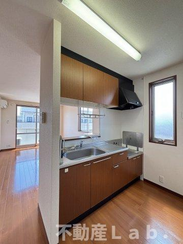 メゾンドオーブのキッチン|※反転タイプのお写真です。