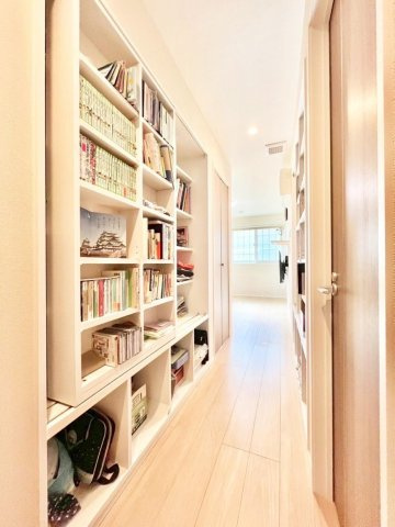 野田市岩名　中古戸建ての収納|廊下の収納です