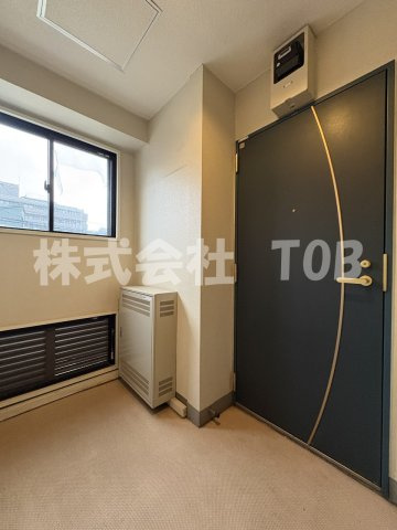 【その他】 | ラブラドール高井戸 | 204号室　玄関ドア※クリーニング完了前※