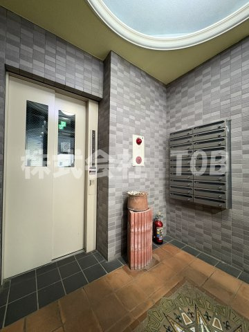 【ロビー】 | ラブラドール高井戸 | エレベーター