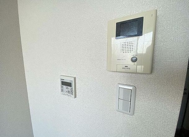 フェリスピレーのセキュリティ|TVモニター付インターホン☆オートロック付（同一仕様写真）
