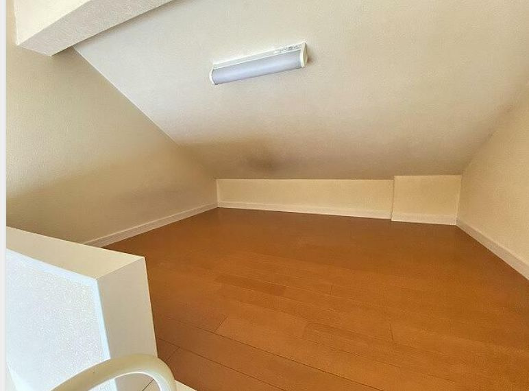 フェリスピレーの寝室