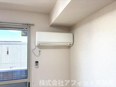 【設備】 | オッツ多治米 | エアコン
